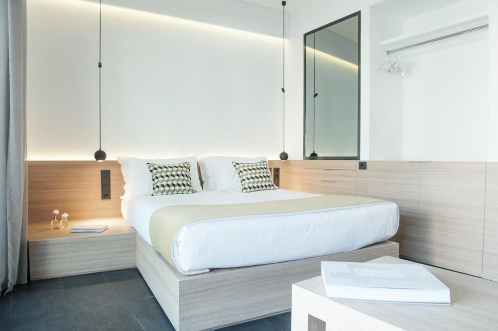 Deluxe Suite, Balcony, Acropolis View