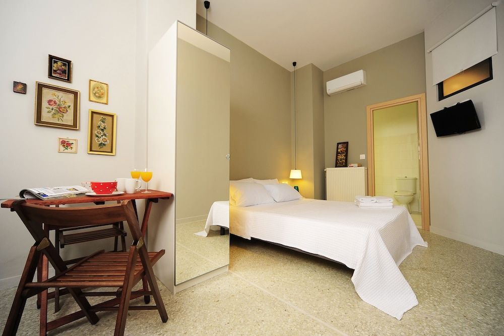 Live in Athens, Psyrri Central Apartments Basic Studio (Ground Studio #05) 3