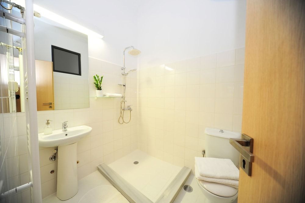 Live in Athens, Psyrri Central Apartments Basic Studio (Ground Studio #05) 7