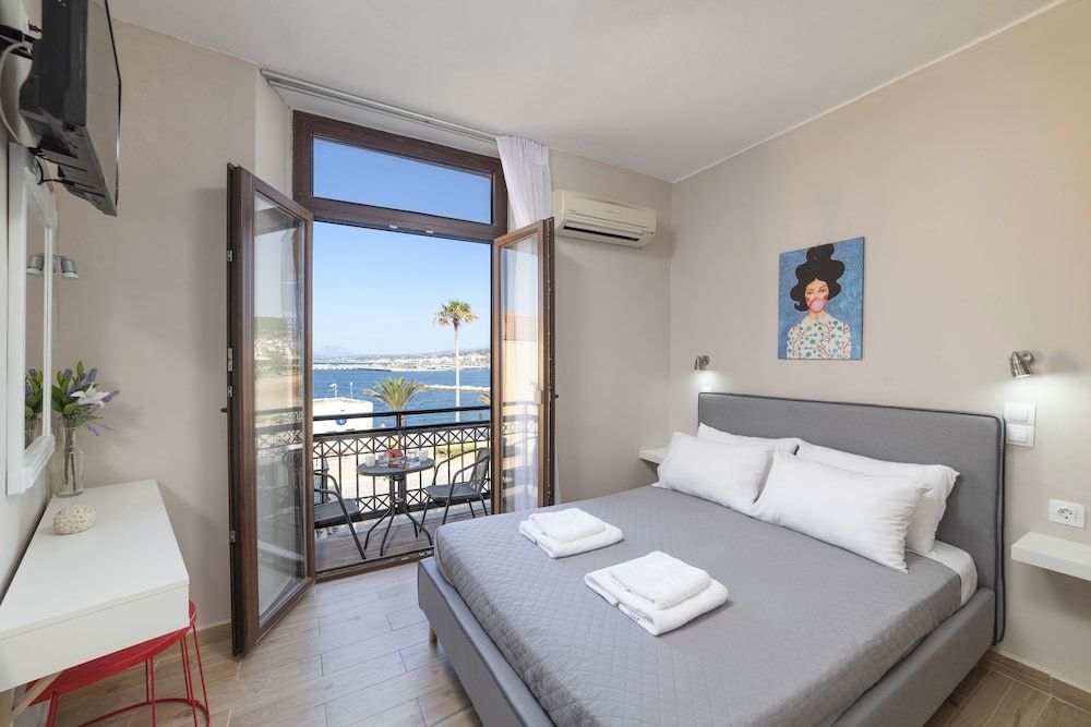 Faros Beach Hotel Junior Suite