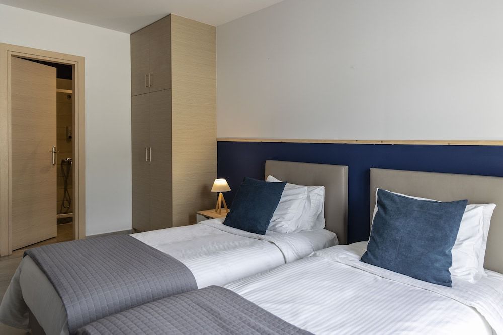 Hotel Kontes Superior Suite 2