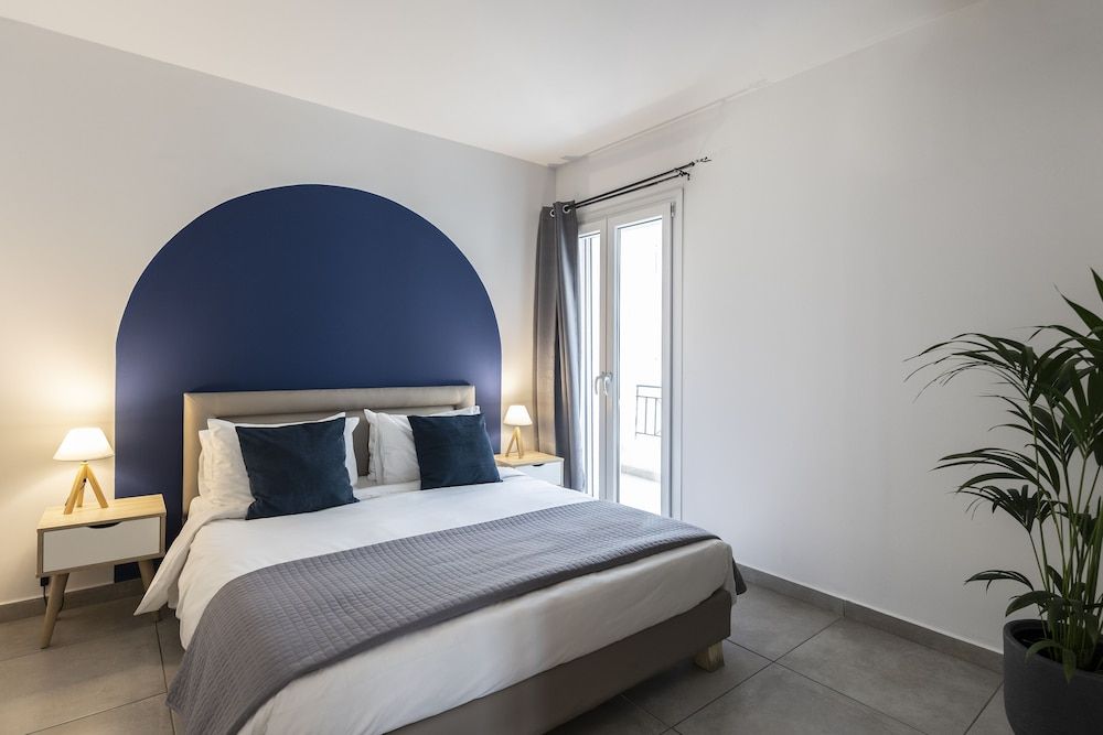 Hotel Kontes Superior Suite 11