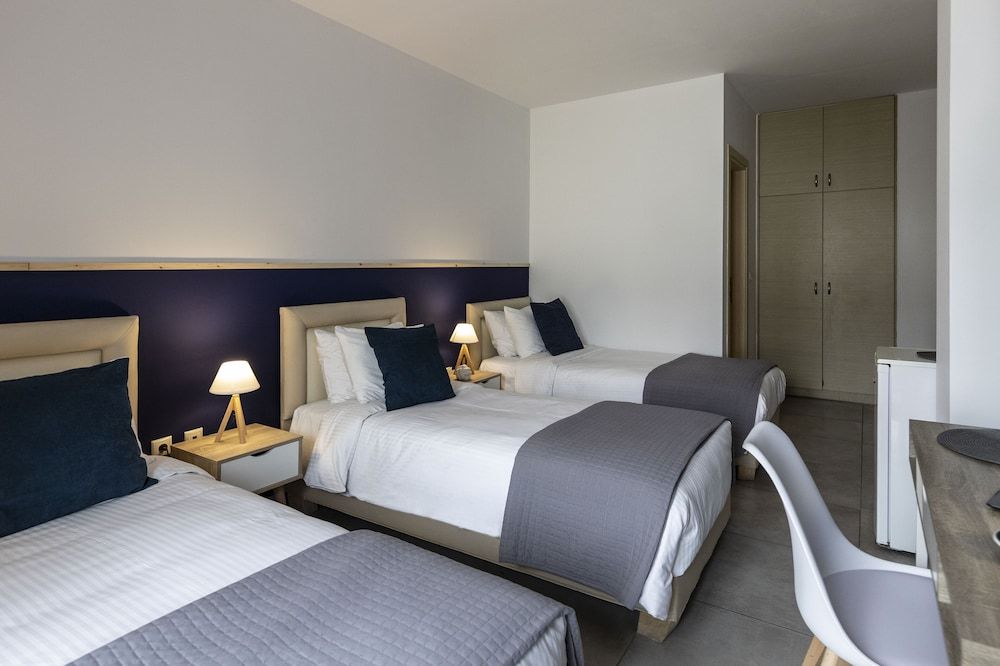 Hotel Kontes Superior Room 3