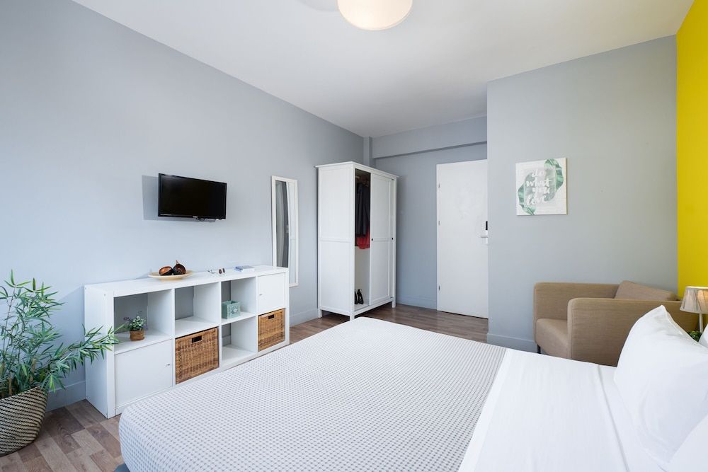 Enattica Syntagma Living Standard Room 17