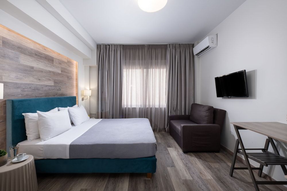 Enattica Syntagma Living Superior Studio, 1 Double Bed with Sofa bed 8