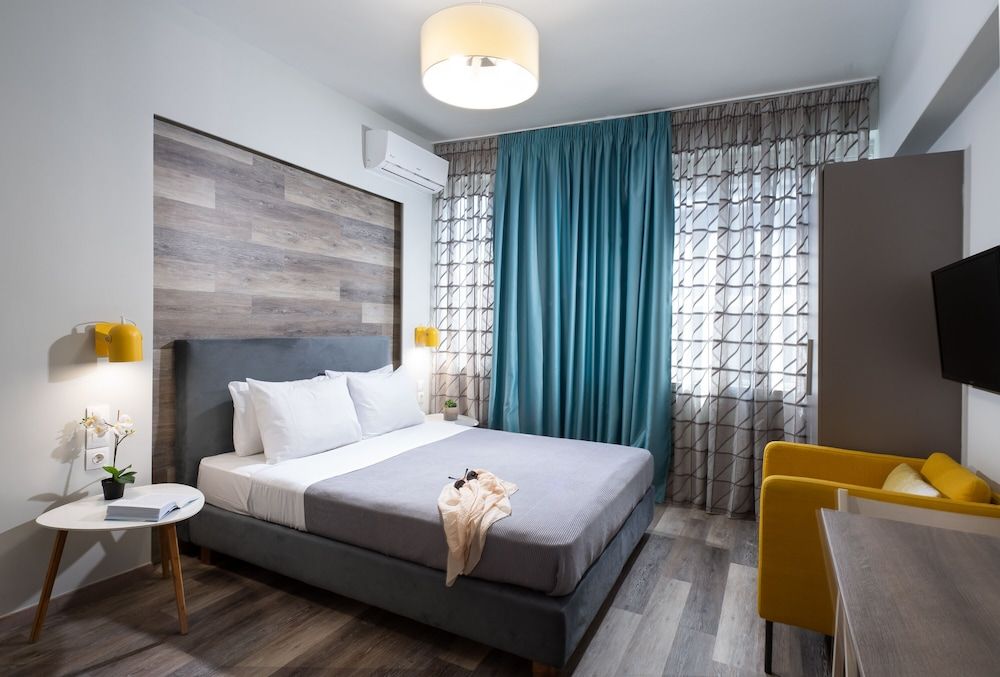 undefined Enattica Syntagma Living