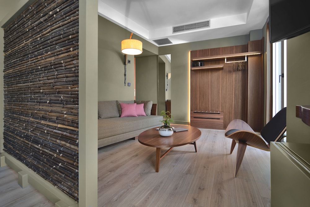 Lake Spirit Boutique Hotel & Spa Junior Suite 4