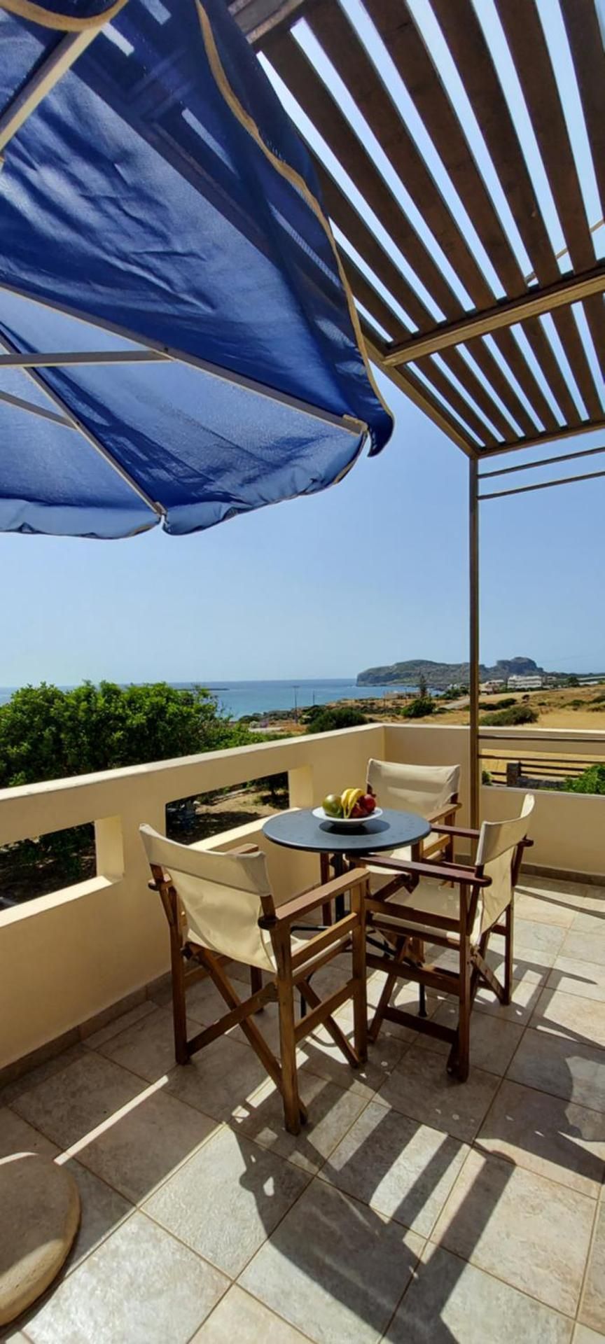 One-Bedroom Apartment with Balcony and Sea View