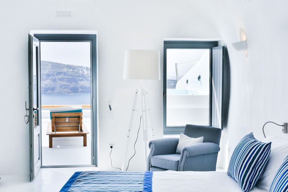 undefined Maregio Suites 3