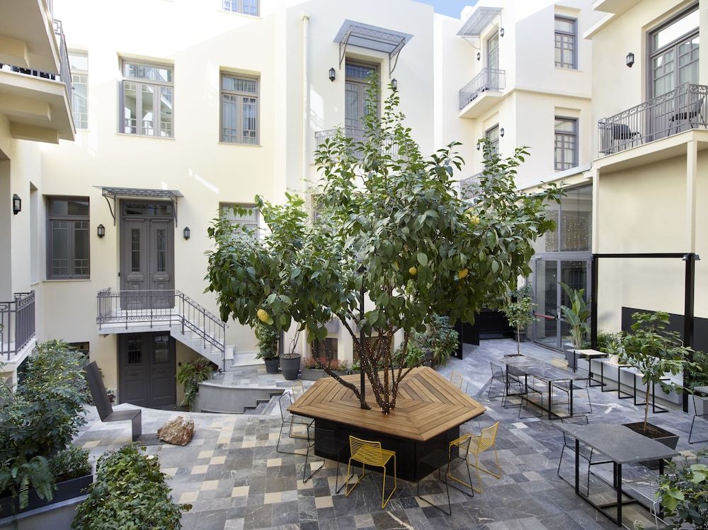 undefined innAthens 10