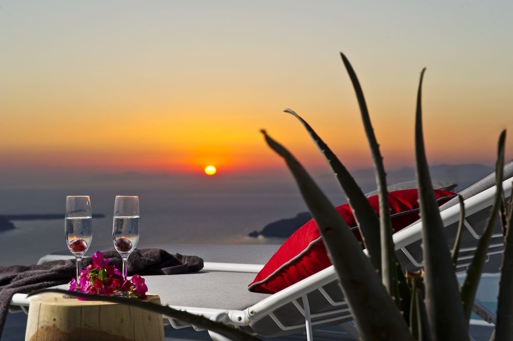 undefined Avista Suites 5