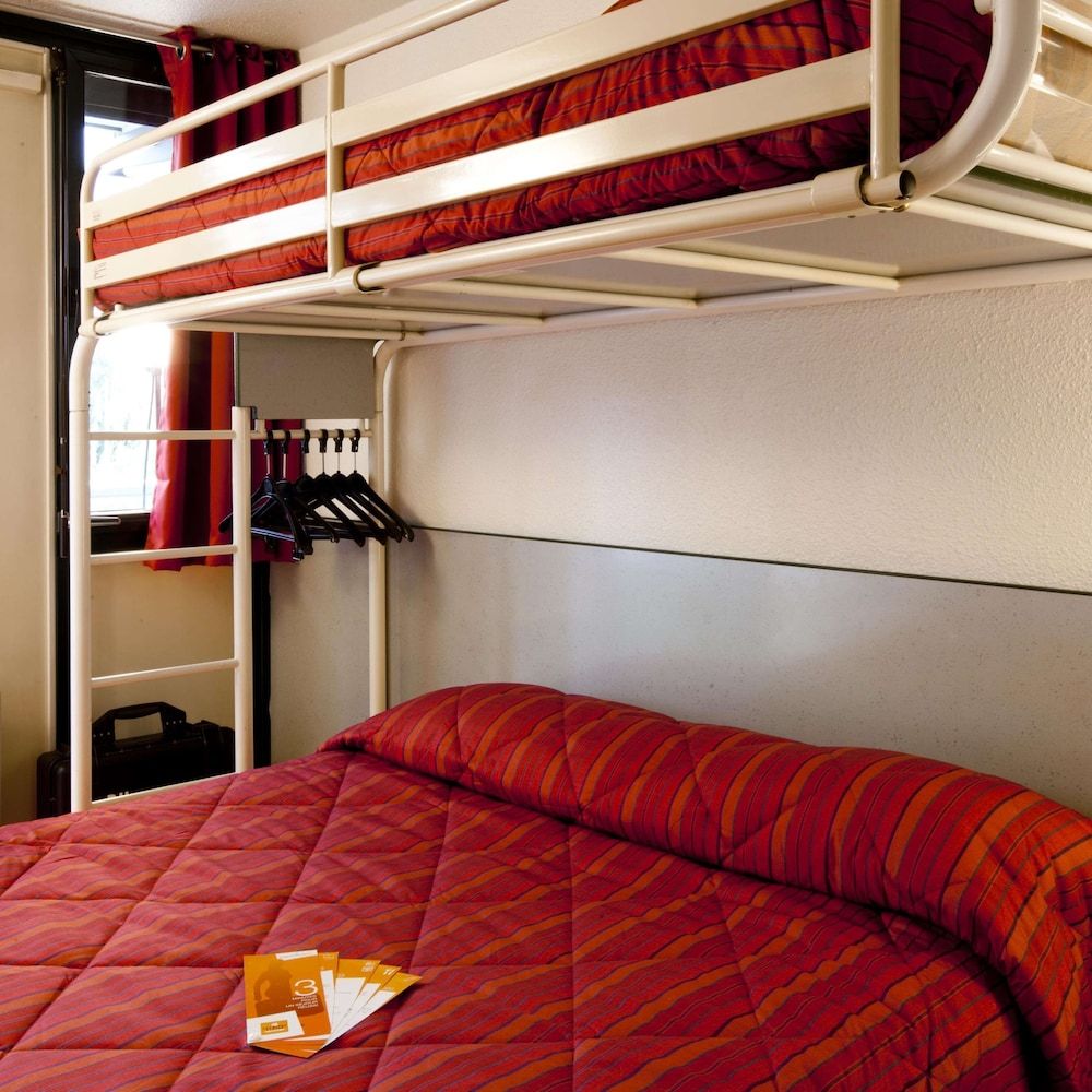 Premiere Classe Brive La Gaillarde Ouest Standard Room, 1 Double Bed 6