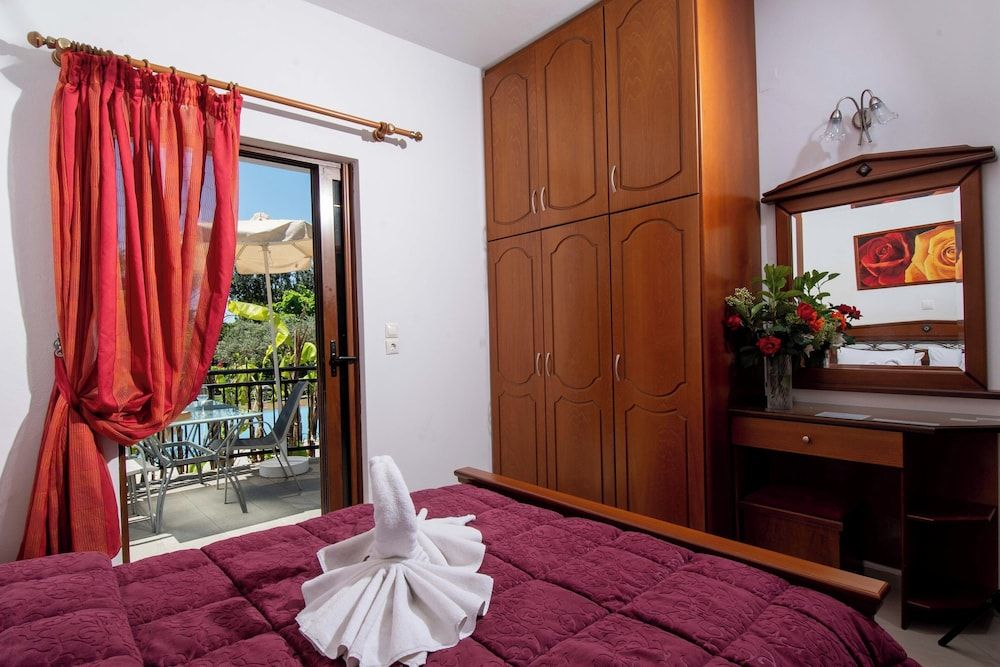 Kaloni village apartments Bungalow 14