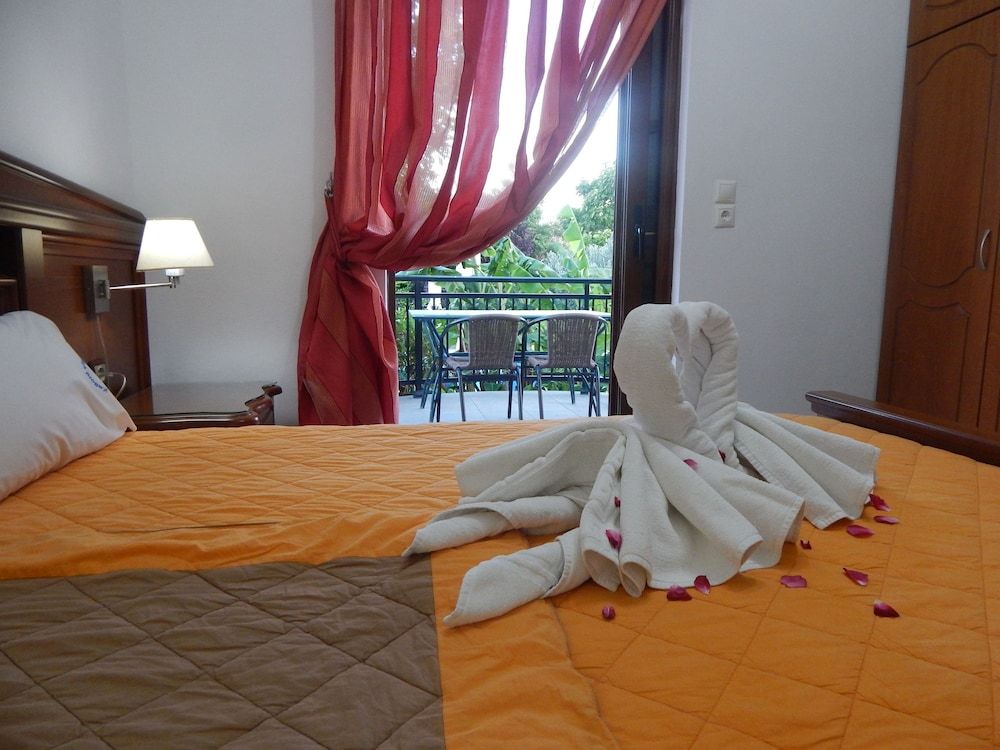 Kaloni village apartments Bungalow 5