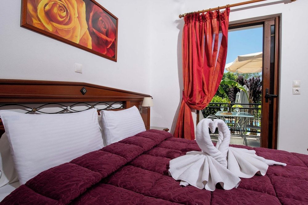 Kaloni village apartments Bungalow 9