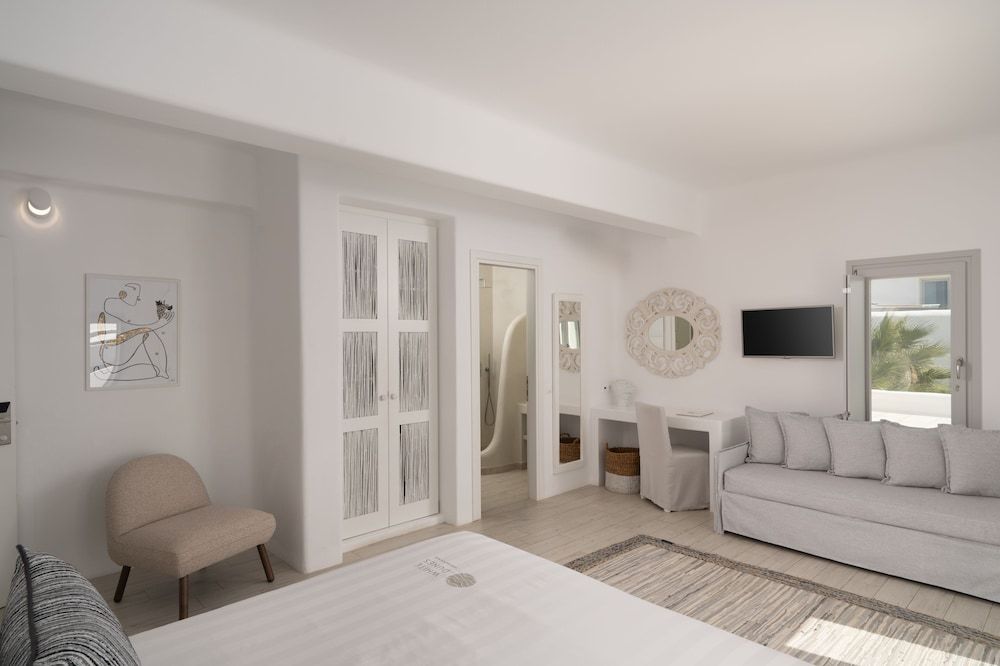 Junior Suite with Panoramic Sea View