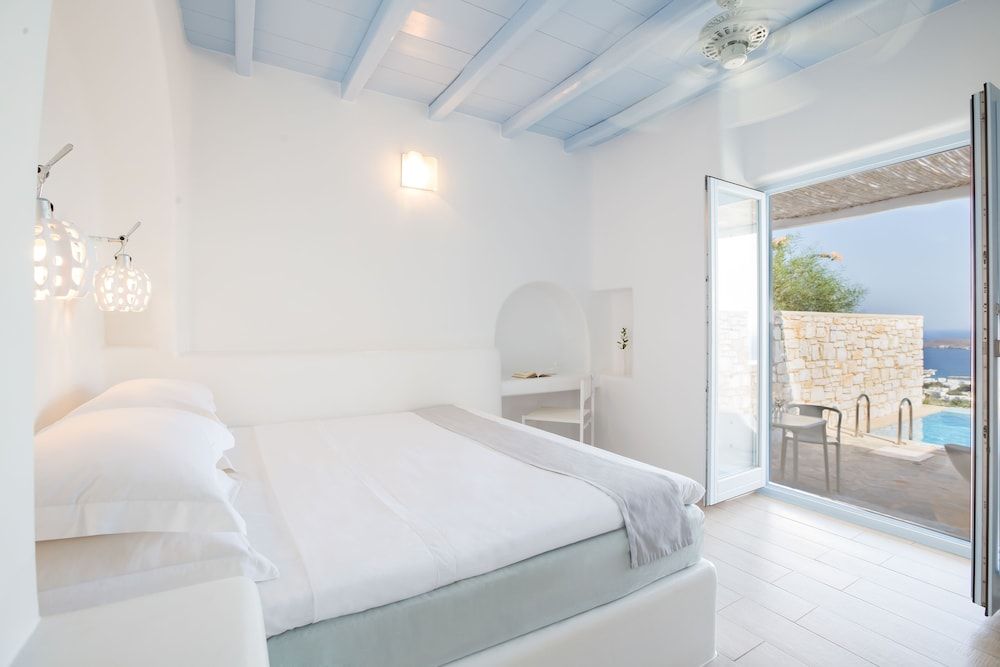 Superior Suite with Sea View & Private Pool