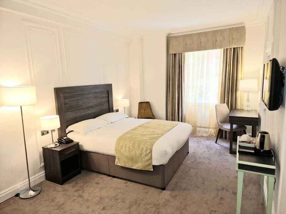 Astor Court Hotel Standard Double Room