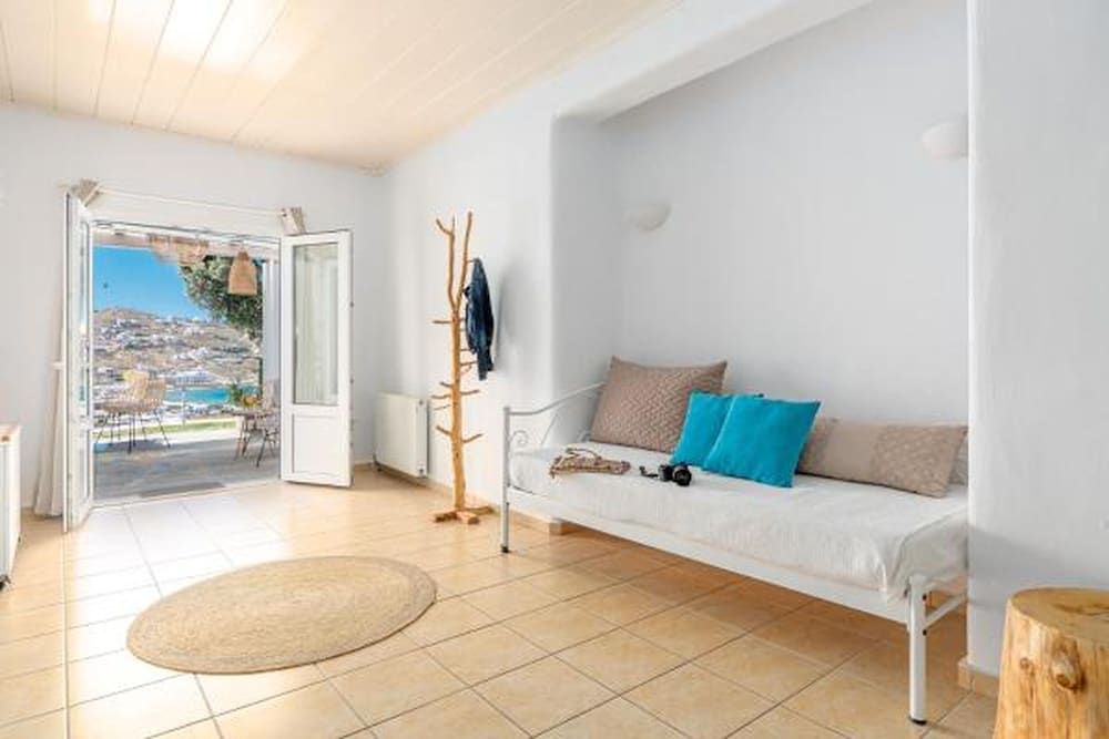 Ornos Blue Quadruple Room, Sea View 20