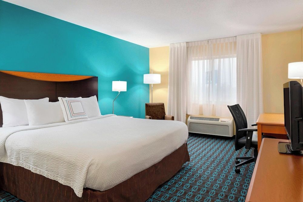 Room, 1 King Bed, Non Smoking
