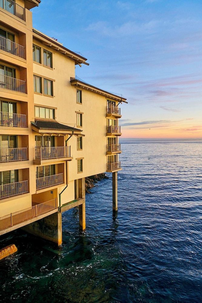 undefined Monterey Plaza Hotel & Spa 5