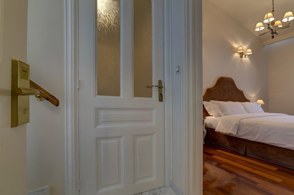 undefined Home & Poetry 3