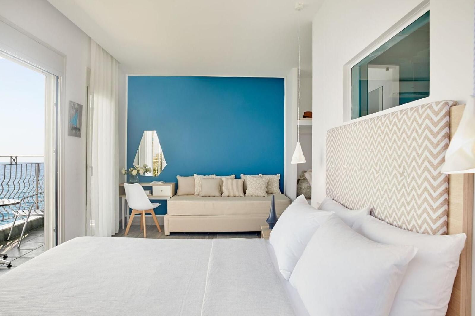 Superior Triple Room with Sea View