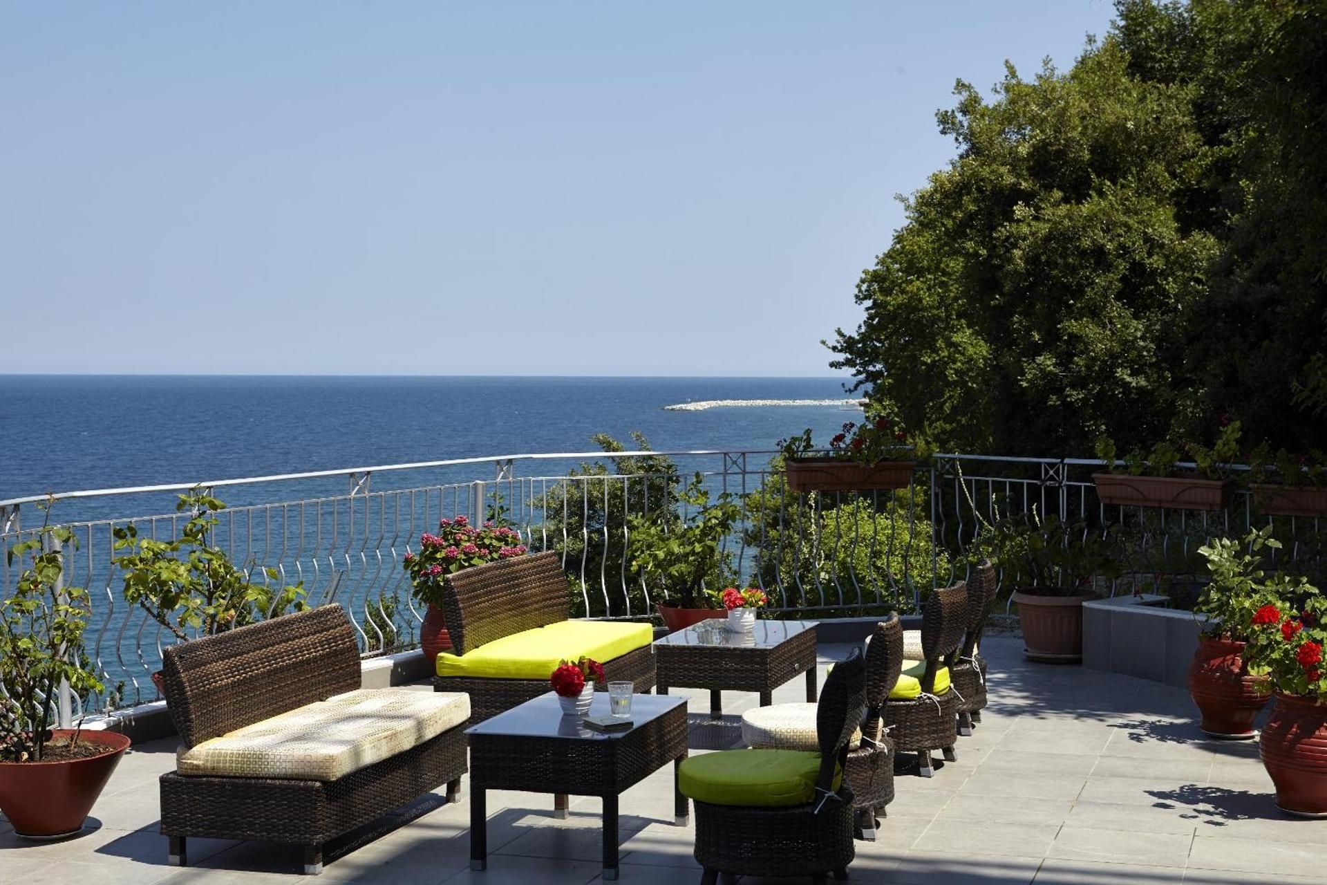 Triple Room with Sea View