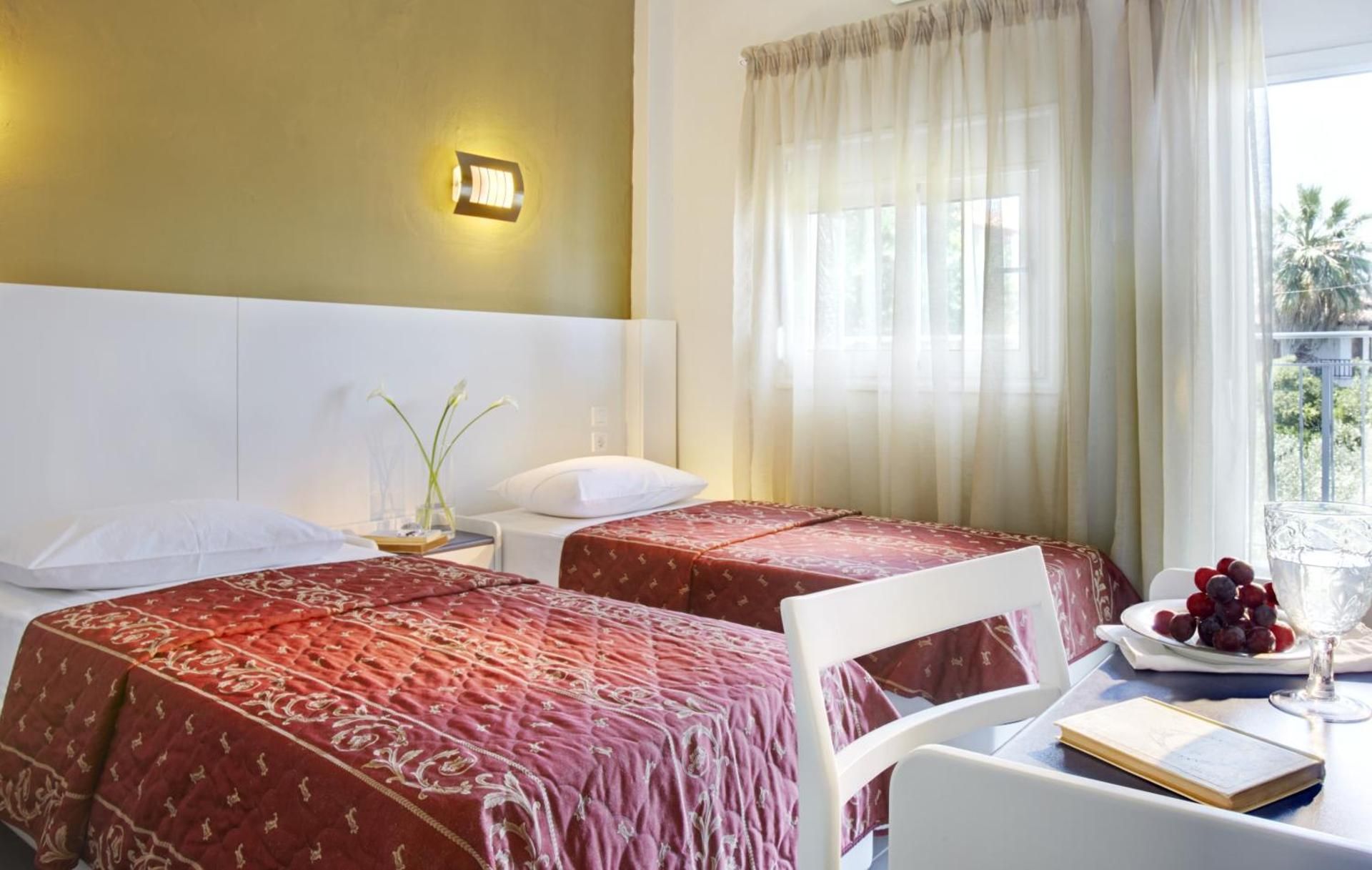 Triple Room with Mountain View