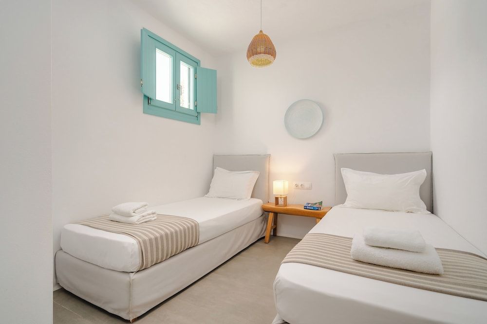 House, 2 Bedrooms