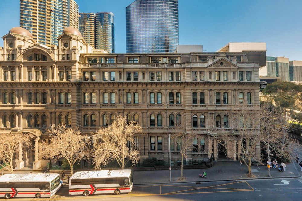 undefined Great Southern Hotel Melbourne 10