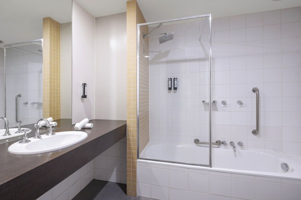 undefined Great Southern Hotel Melbourne 9