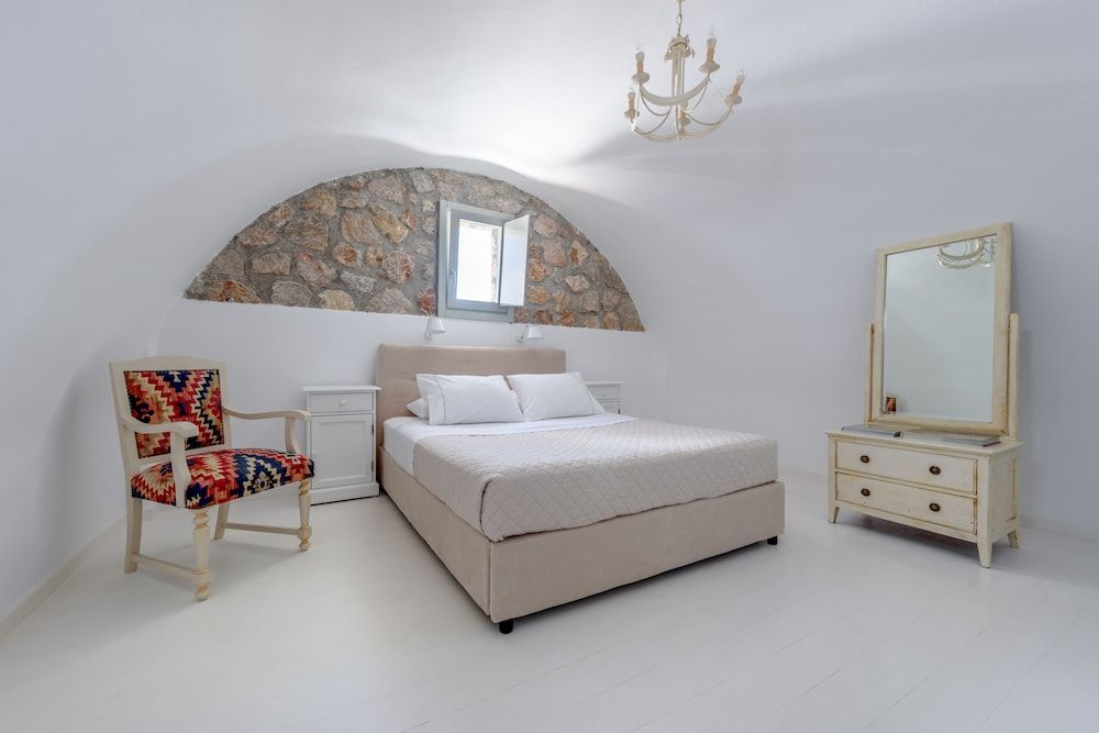 undefined Red Cliff Villa 9