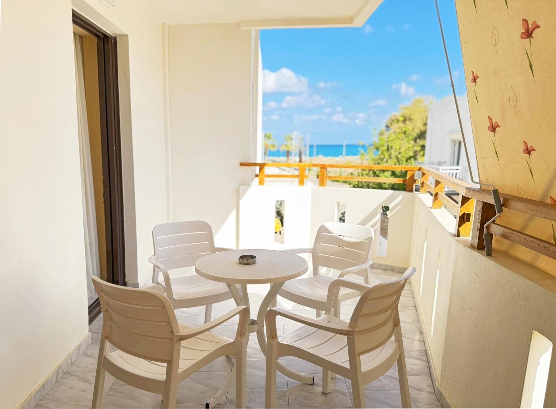 One-Bedroom Apartment with Sea View