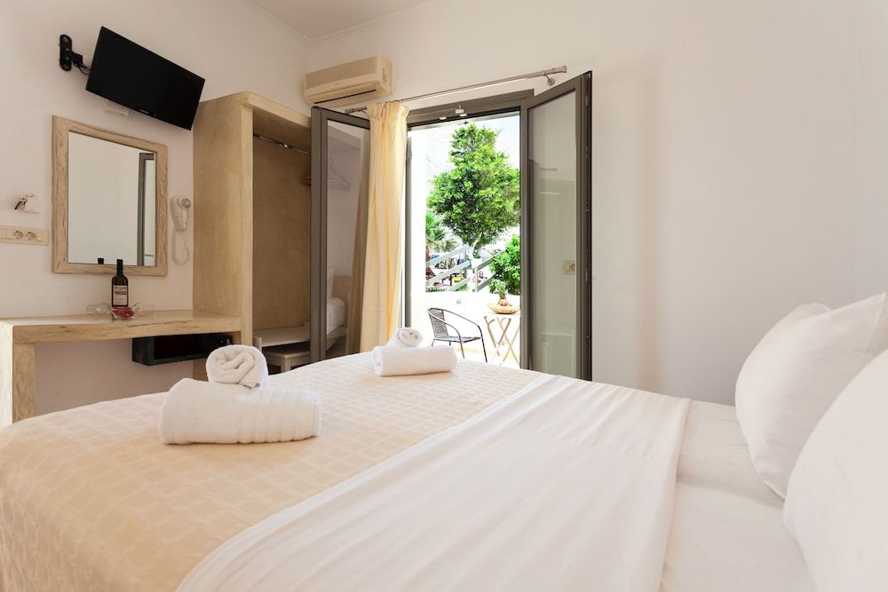 Phevos Villa Studio (Double) 17