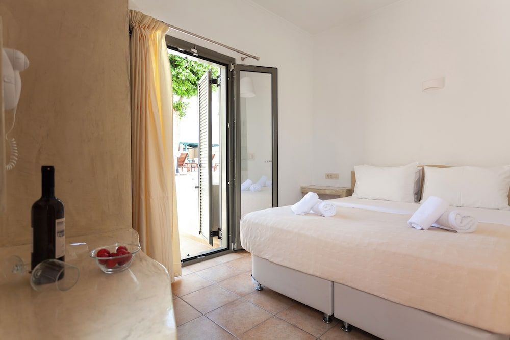 Phevos Villa Studio (Double) 18