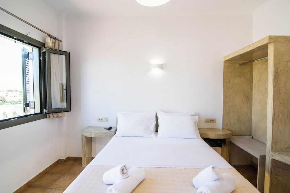 Phevos Villa Studio (Double) 11