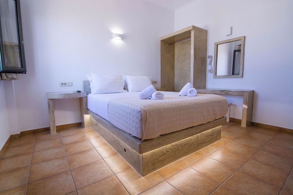 Phevos Villa Studio (Double) 15