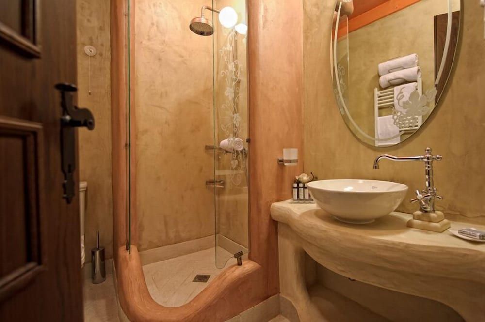 Orologopoulos Mansion Suite, 1 Bedroom 2