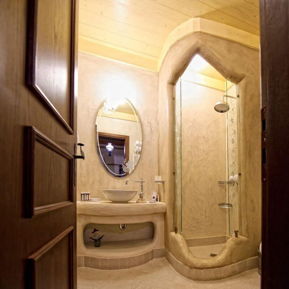 Orologopoulos Mansion Deluxe Double or Twin Room 10