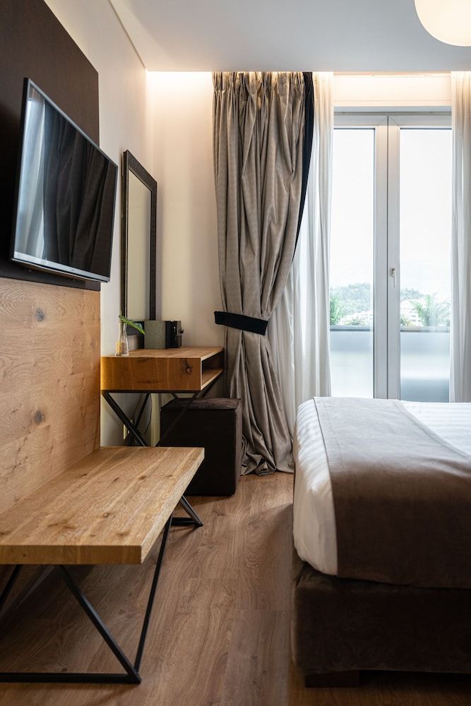 Acropolis Exclusive Residences Acropolis Grand Residence 27