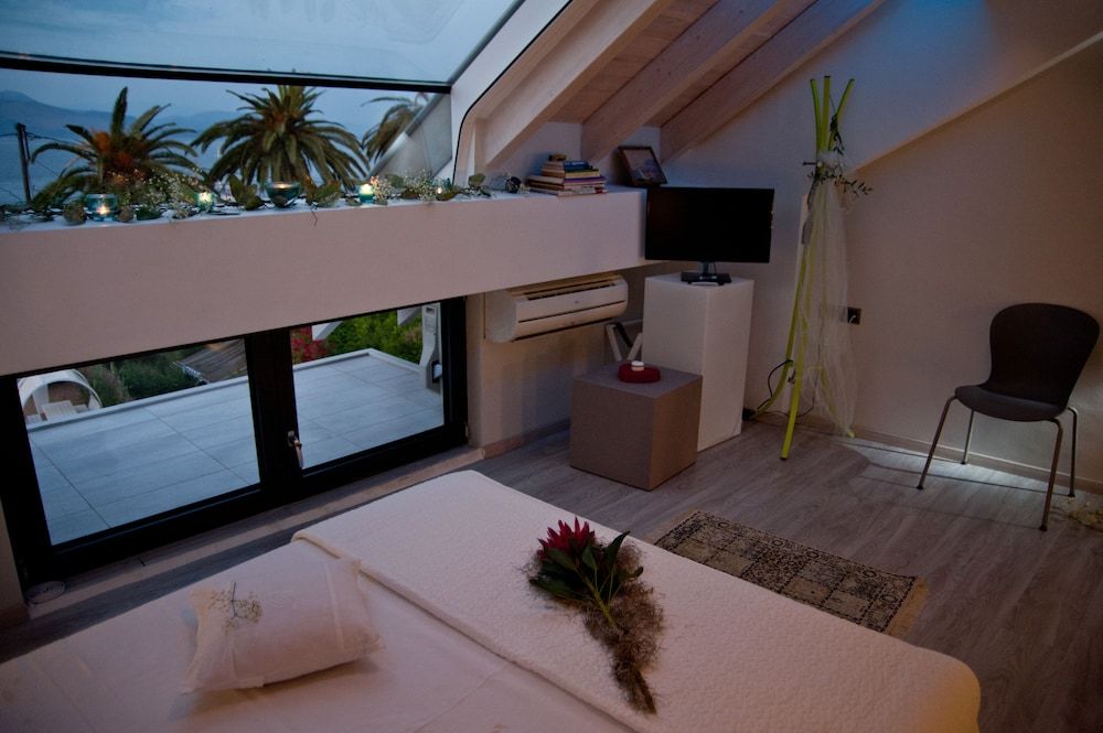 Seacret Apartments Duplex, Fireplace, Sea View (Panorama) 9