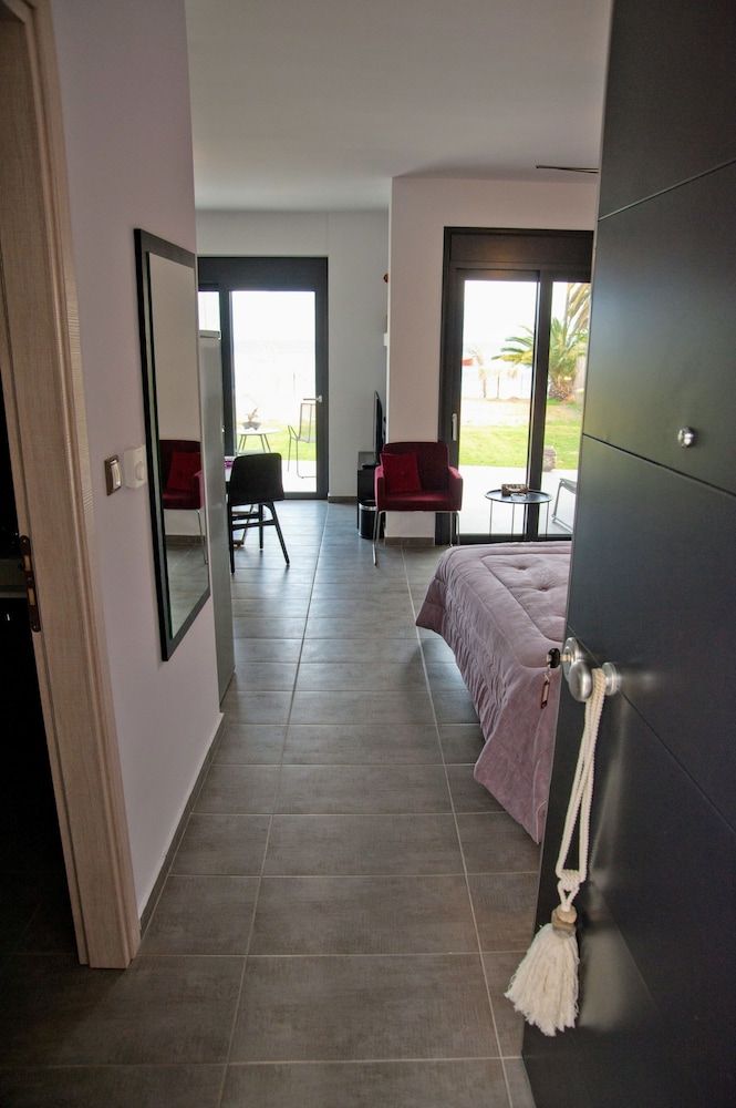 Seacret Apartments Studio, Sea View, Ground Floor (Melody) 10