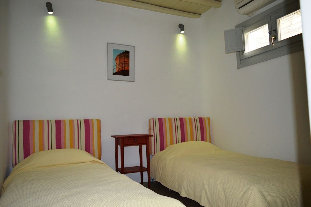 House, 3 Bedrooms, Sea View