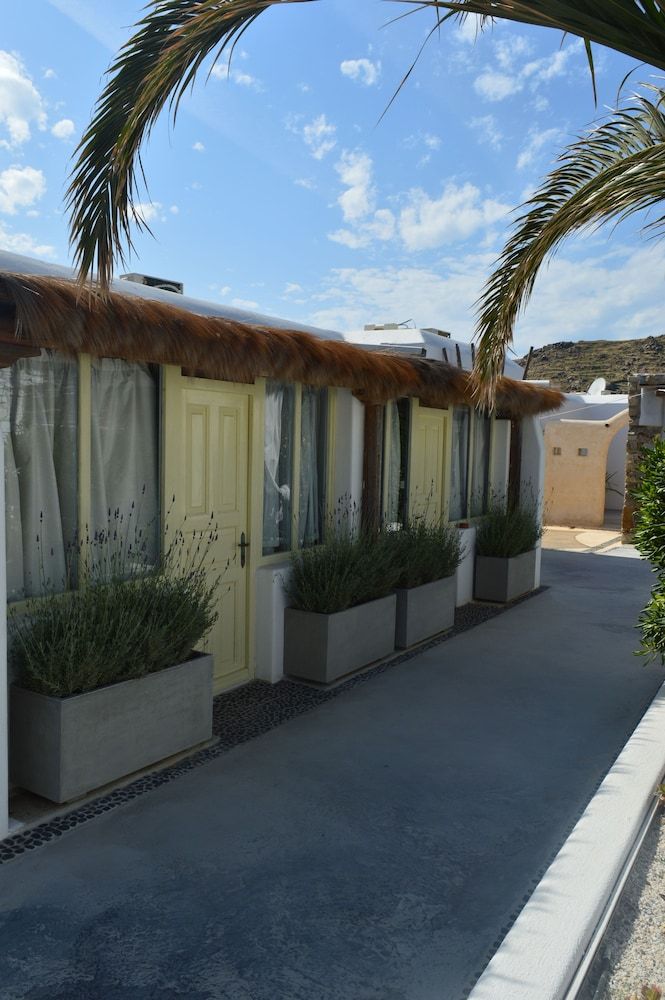 undefined Sea Side Studios & Houses 6