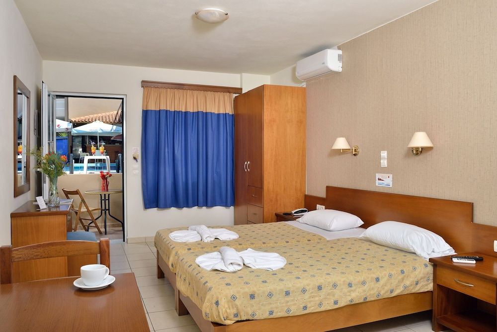 Economy Studio (Ground floor)