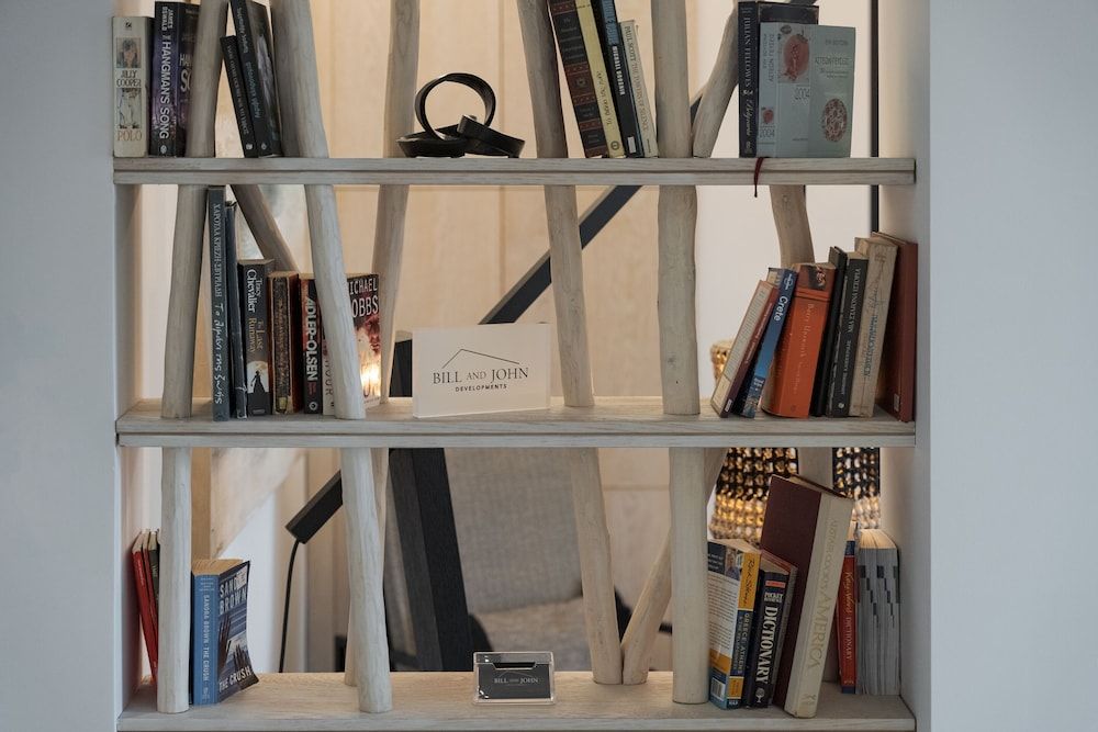 Acropolis Luxury Living Acropolis Stylish Condo 16