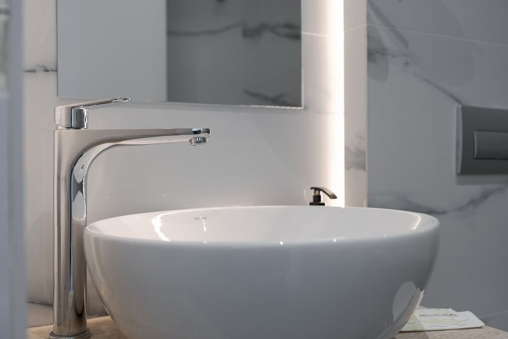 Acropolis Luxury Living Acropolis Stylish Condo 12