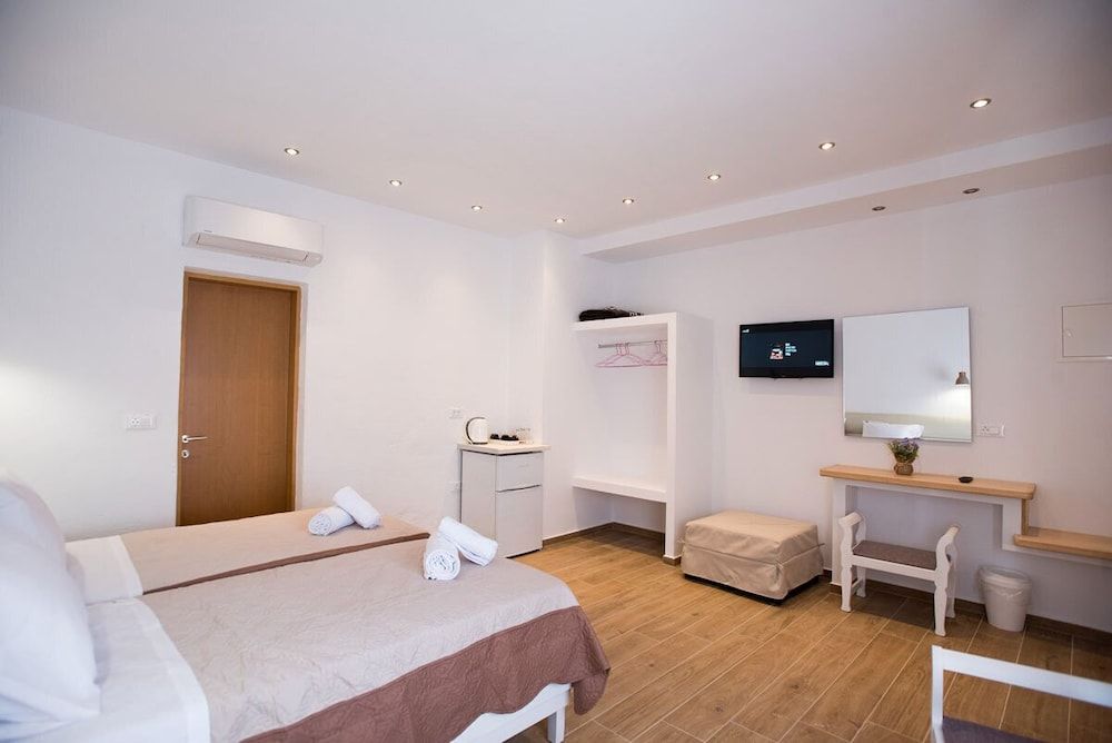 Marina Blue Ornos Room (For 2) 3