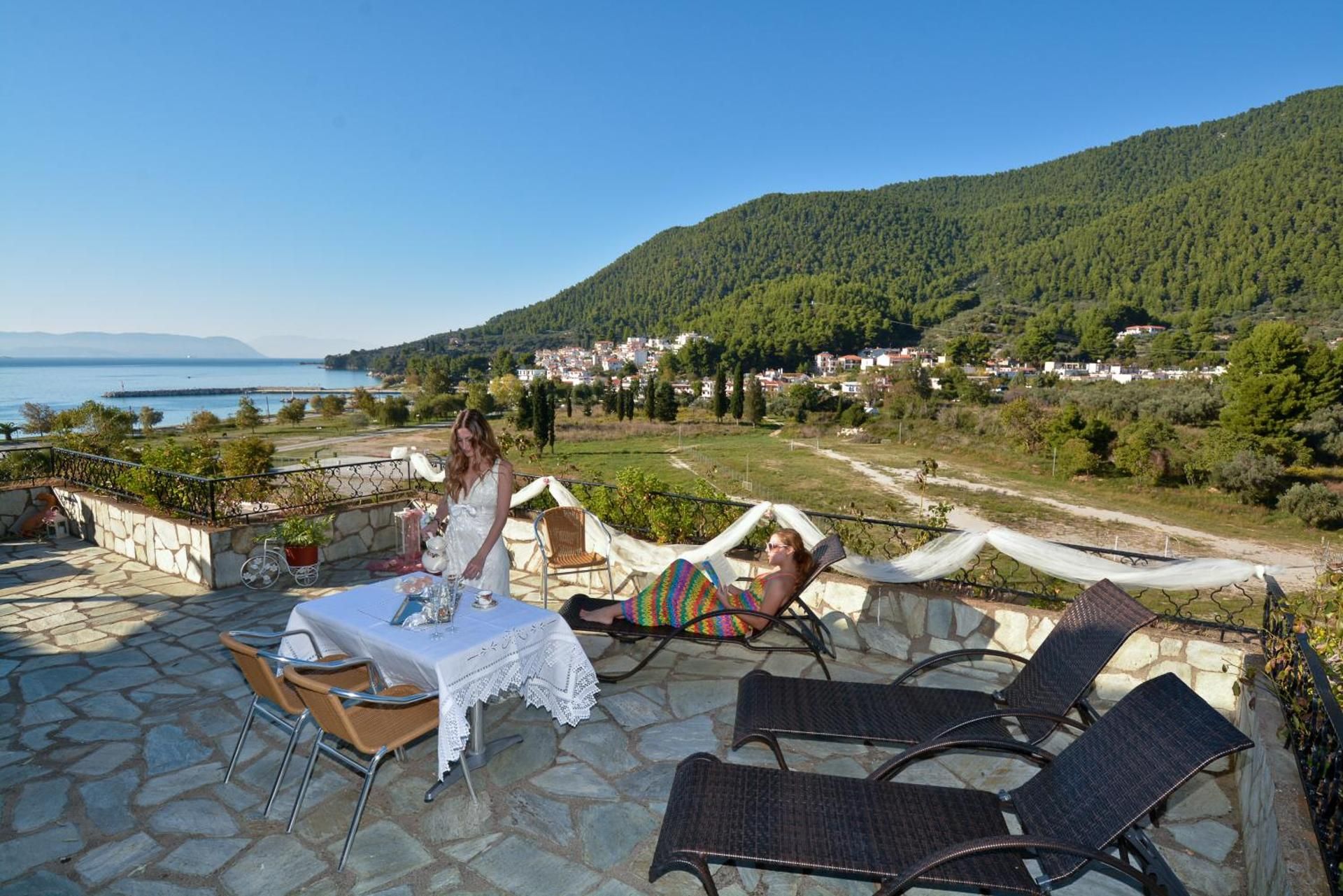 Superior Maisonette with Panomaric View